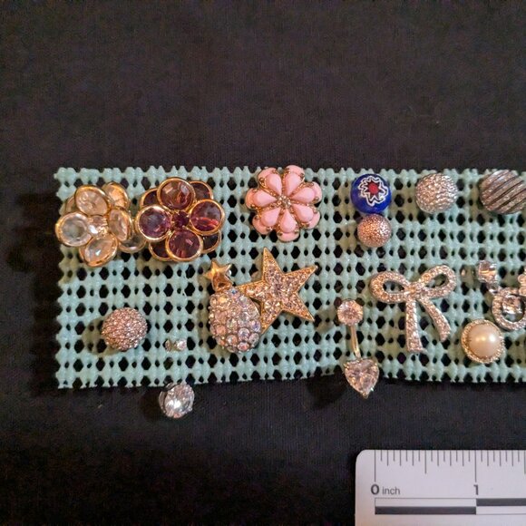 Lot of single stud earrings - Picture 2 of 4